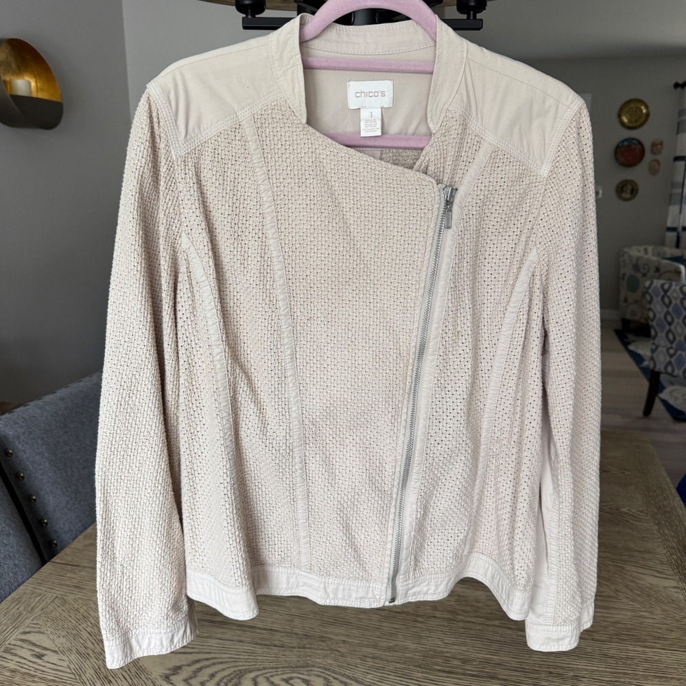 Chicos Beige Mesh Textured Lattice Asymmetrical Moto Jacket Tan Size 1 Medium
